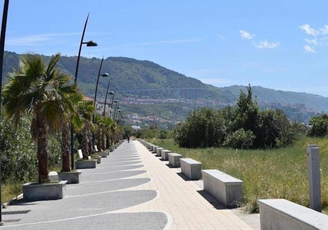 Villa L'Albero Di Limoni Sul Mare Di Pizzo Exterior foto